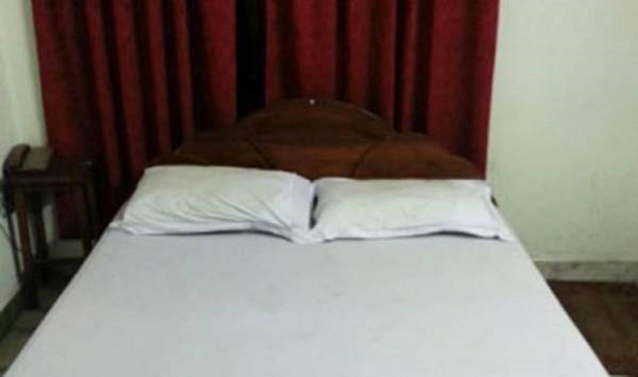 Hotel Boban Plaza 特里凡得琅 外观 照片